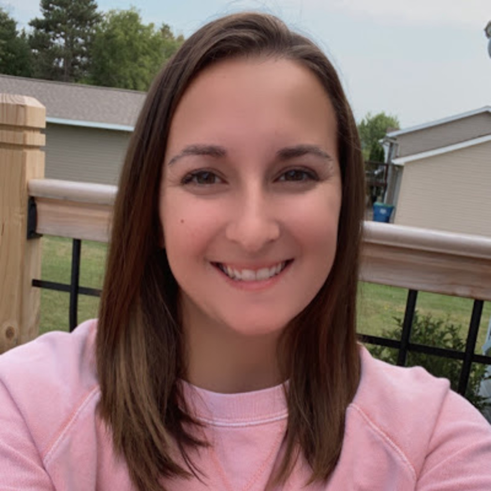 Meet your Posher, Jena